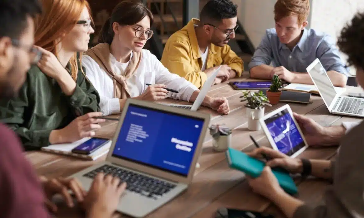 Comprendre les règles de communication et de publicité pour les entreprises : guide complet