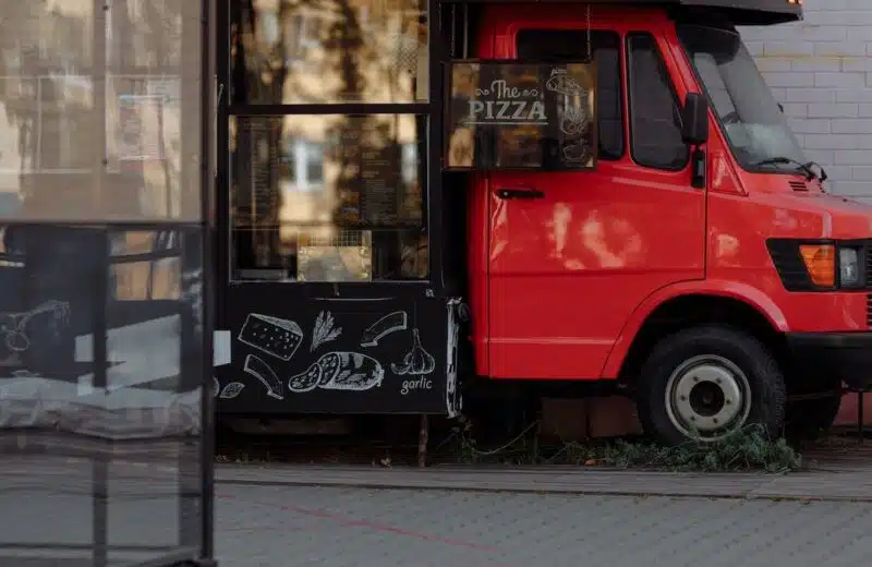 Ouvrir un camion pizza : les aspects juridiques à ne pas négliger