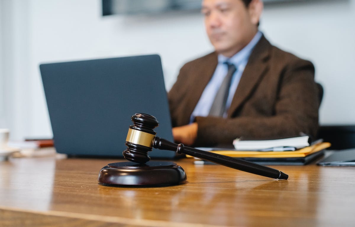dirigeant  justice