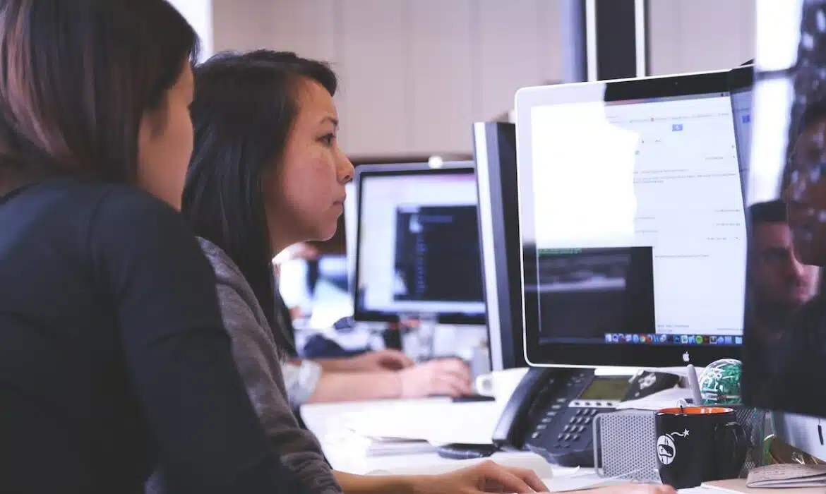 Les avantages de la digitalisation pour améliorer les services dans tous les secteurs