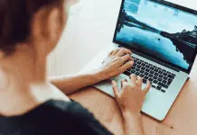 Comment les entreprises peuvent-elles créer une présence en ligne ?