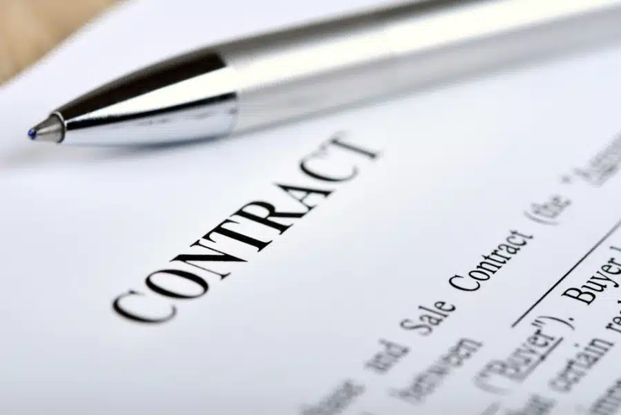 Droit des contrats non respectés : l’avocat peut vous aider !