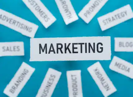 Développer une stratégie de content marketing avec une agence : Votre clé vers le succès en ligne